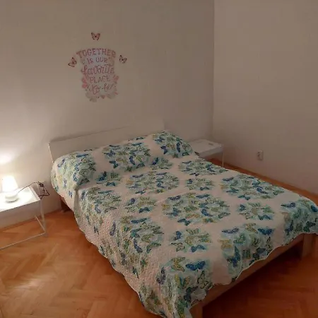 Apartments Kozino アパート *