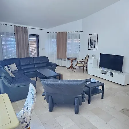 Apartamento Apartments Kozino Kožino