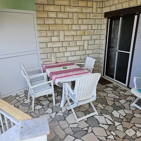 Apartments Kozino شقة Kožino