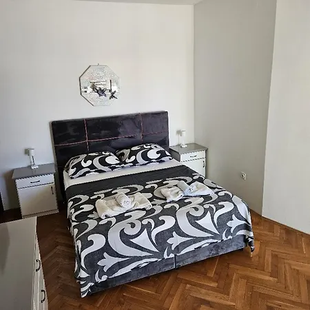 Apartamento Apartments Kozino Kožino
