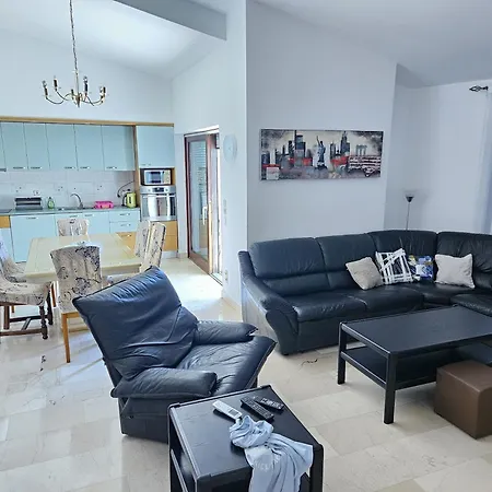 Apartments Kozino Apartamento Kožino